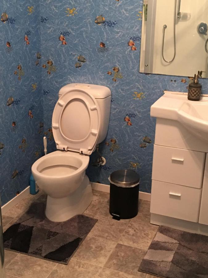 A Cozy Room With It'S Own Privacy Upper Hutt Exterior foto